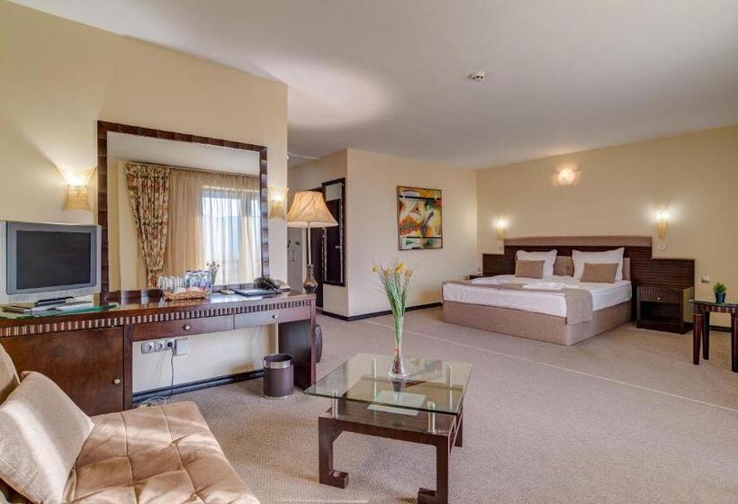 Отель Bansko Spa & Holidays Free Parking