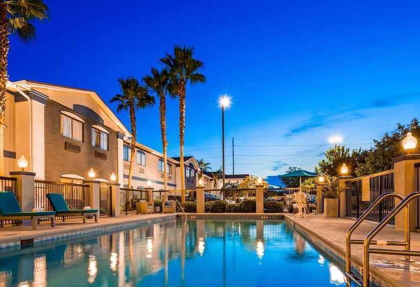 בית מלון כפרי Best Western Mayport Inn & Suites