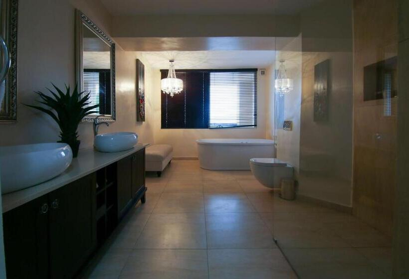 هتل Best Western Plus Accra Beach