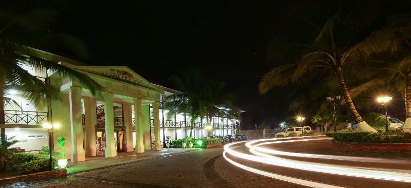 هتل Best Western Plus Accra Beach
