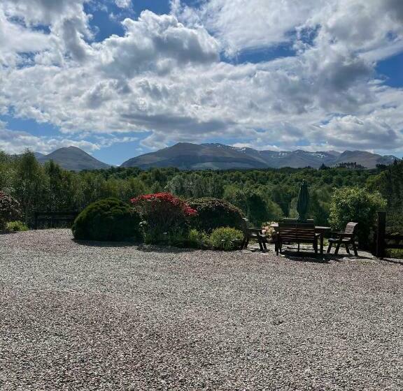 فندق Braes Guest House