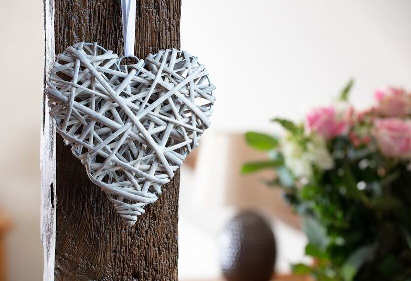 בית מלון כפרי Broom Hall Inn