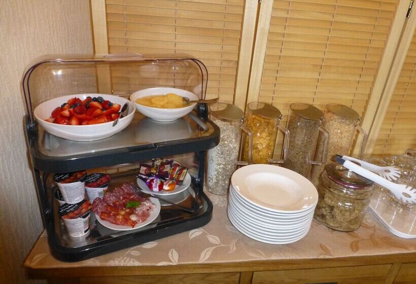 فندق Bryn Derwen Guest House