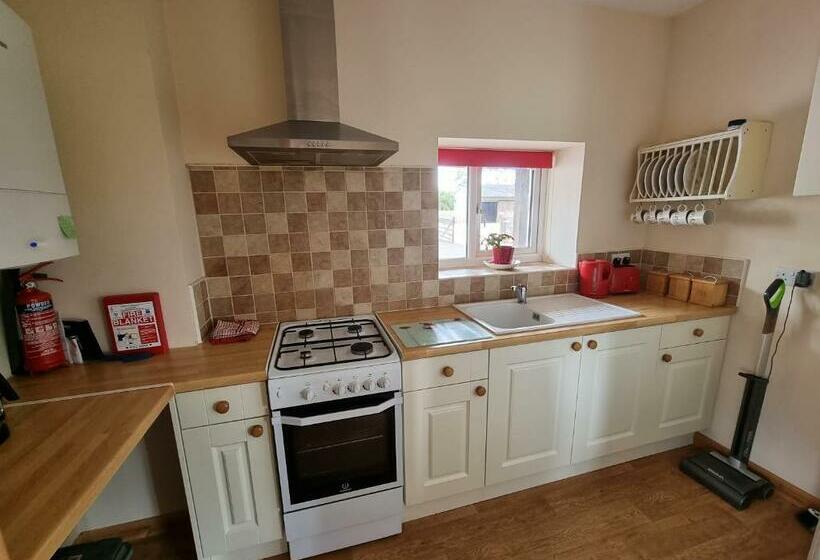 فندق Burnt House Farm