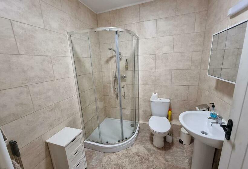 فندق Burnt House Farm