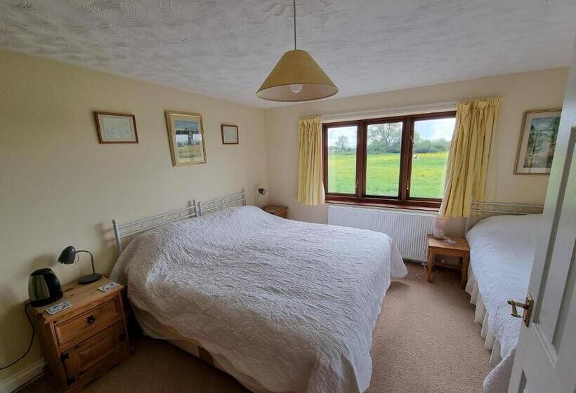 فندق Burnt House Farm