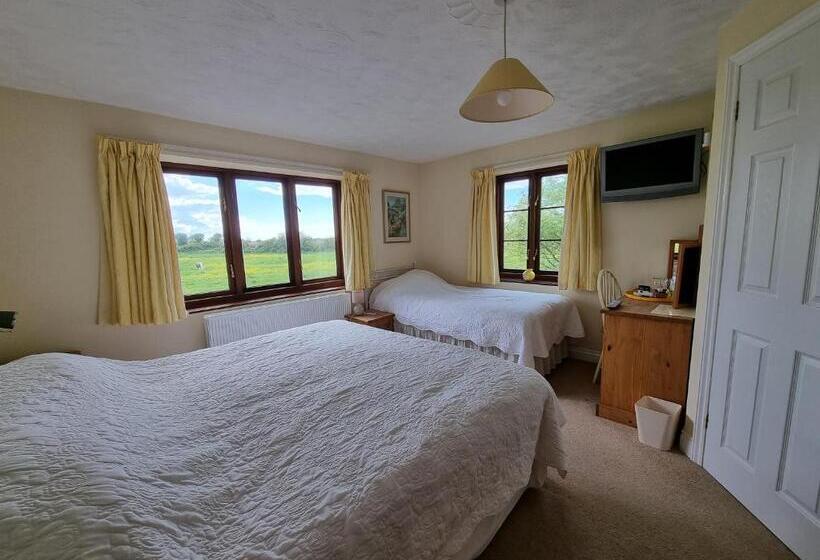 فندق Burnt House Farm