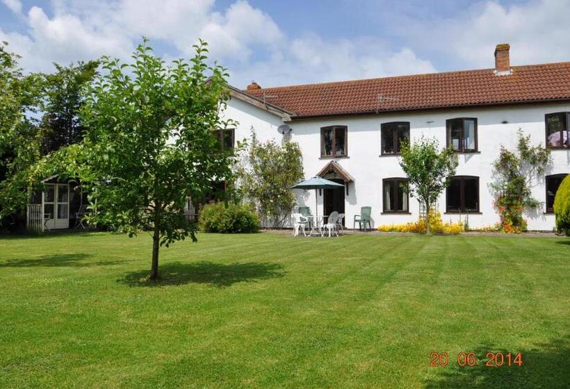 فندق Burnt House Farm