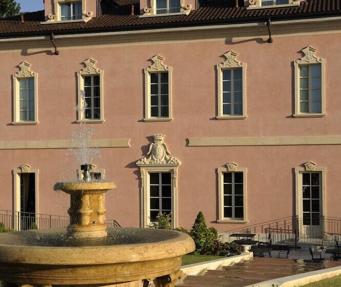 فندق Castello Dal Pozzo