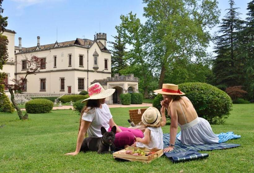 فندق Castello Dal Pozzo