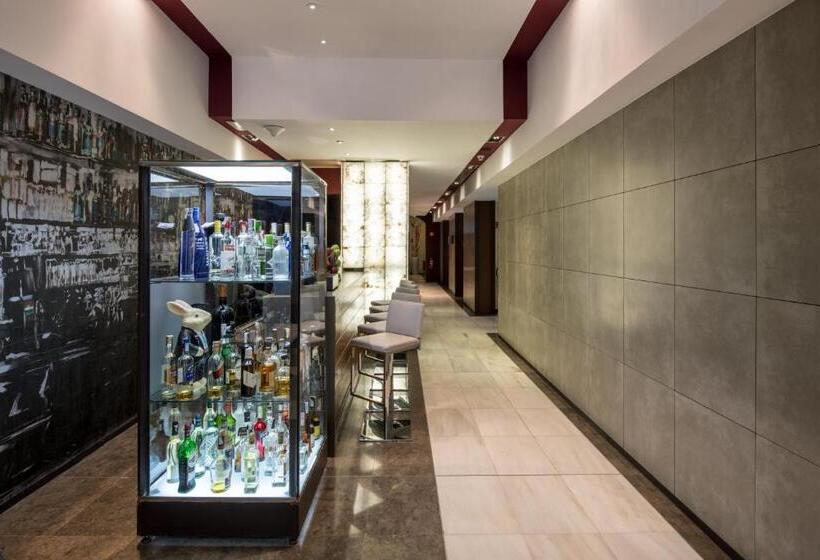 هتل Catalonia Port