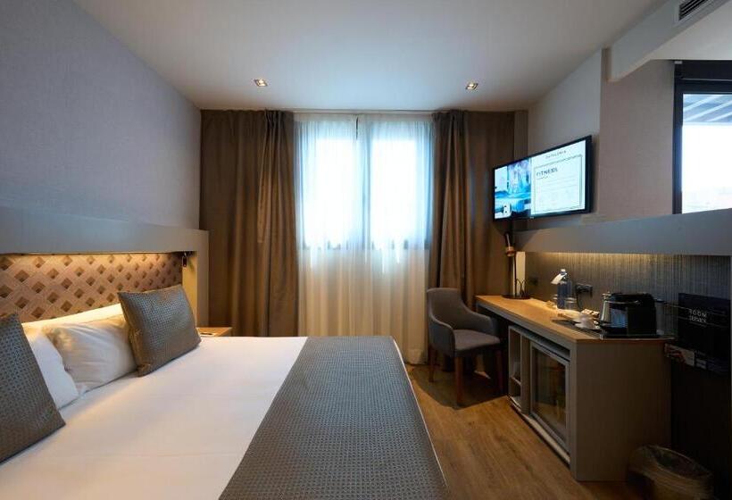 هتل Catalonia Port