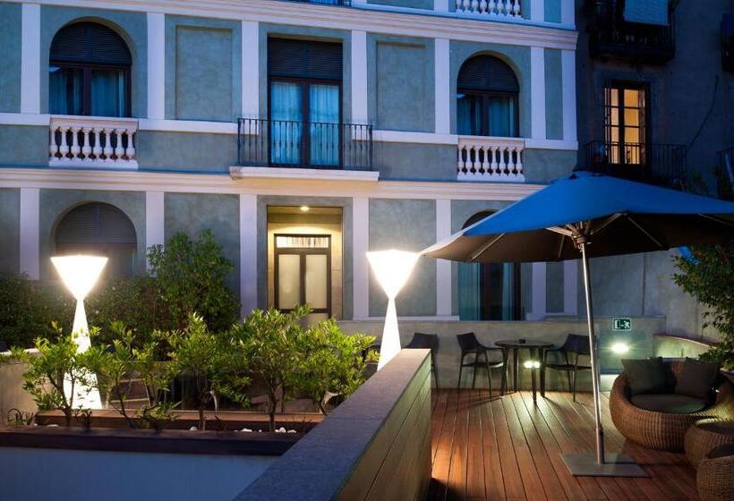 هتل Catalonia Port