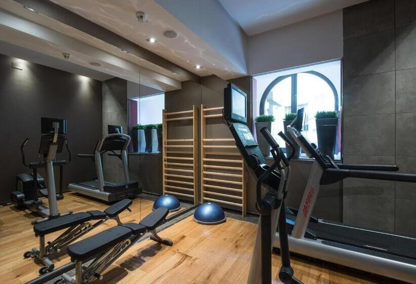 هتل Catalonia Port