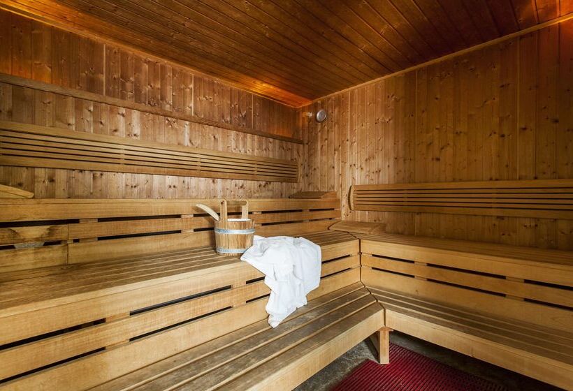 فندق Premier Inn Köln City Mediapark