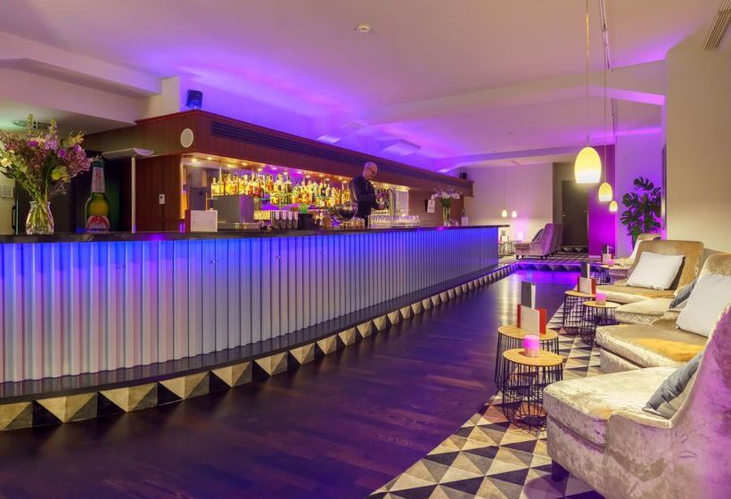 فندق Premier Inn Köln City Mediapark