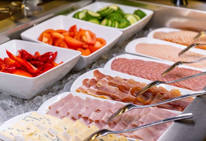 فندق Premier Inn Köln City Mediapark