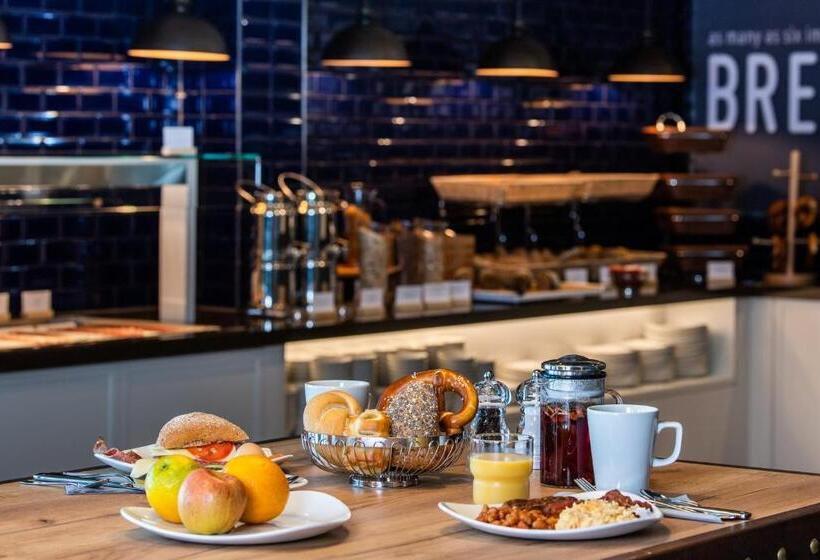 فندق Premier Inn Köln City Mediapark