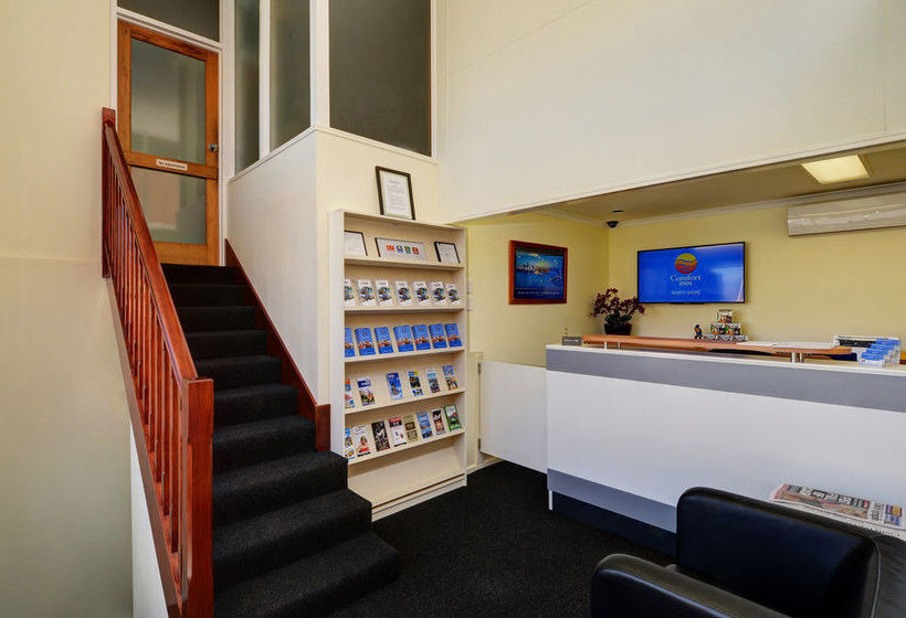 בית מלון כפרי Comfort Inn North Shore