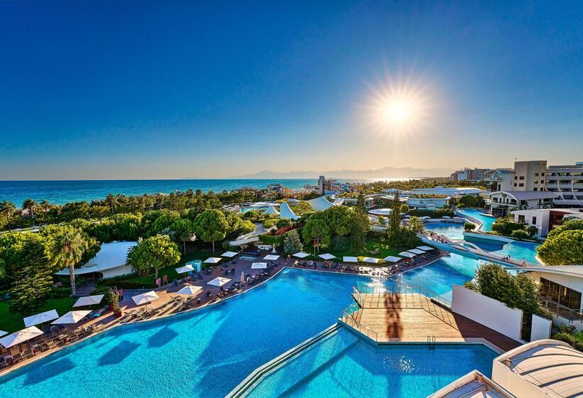 فندق Cornelia Diamond Golf Resort & Spa