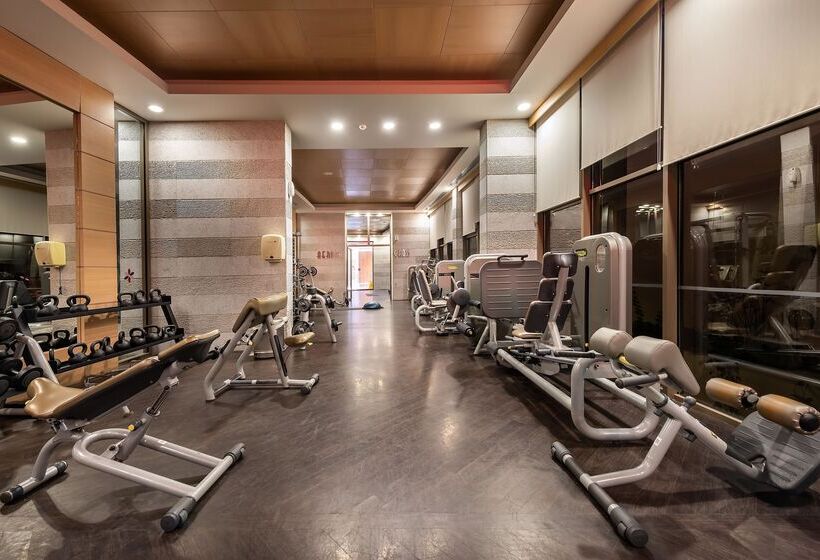 ホテル Cornelia Diamond Golf Resort & Spa