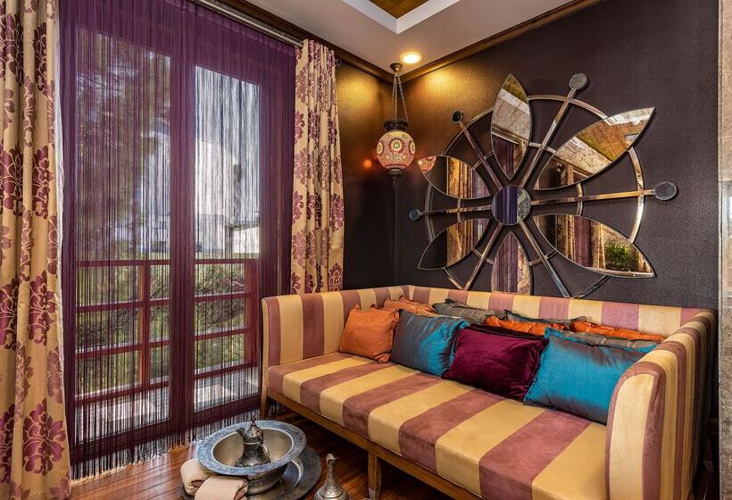 فندق Cornelia Diamond Golf Resort & Spa