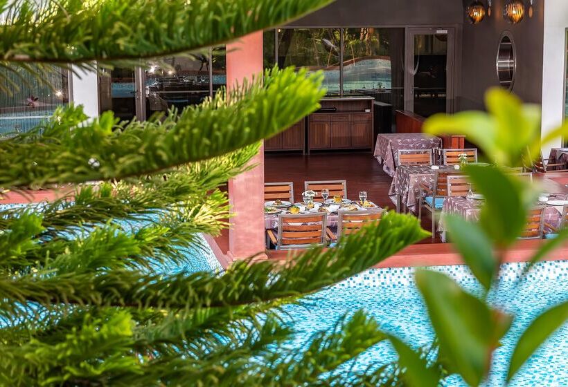 ホテル Cornelia Diamond Golf Resort & Spa