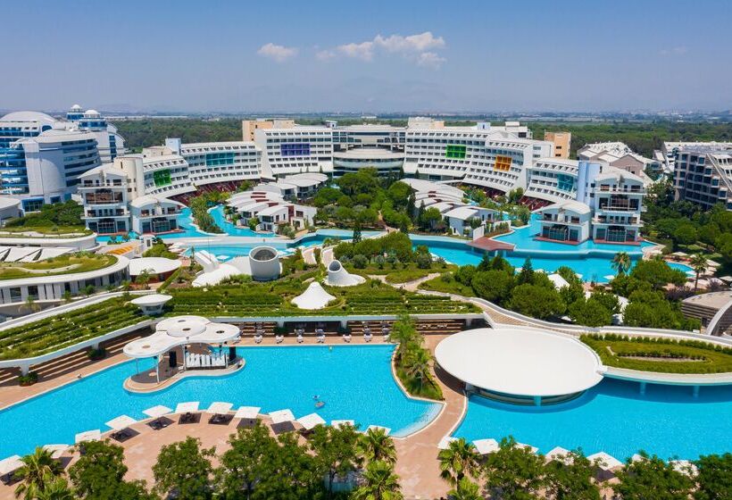 ホテル Cornelia Diamond Golf Resort & Spa