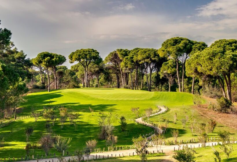 فندق Cornelia Diamond Golf Resort & Spa