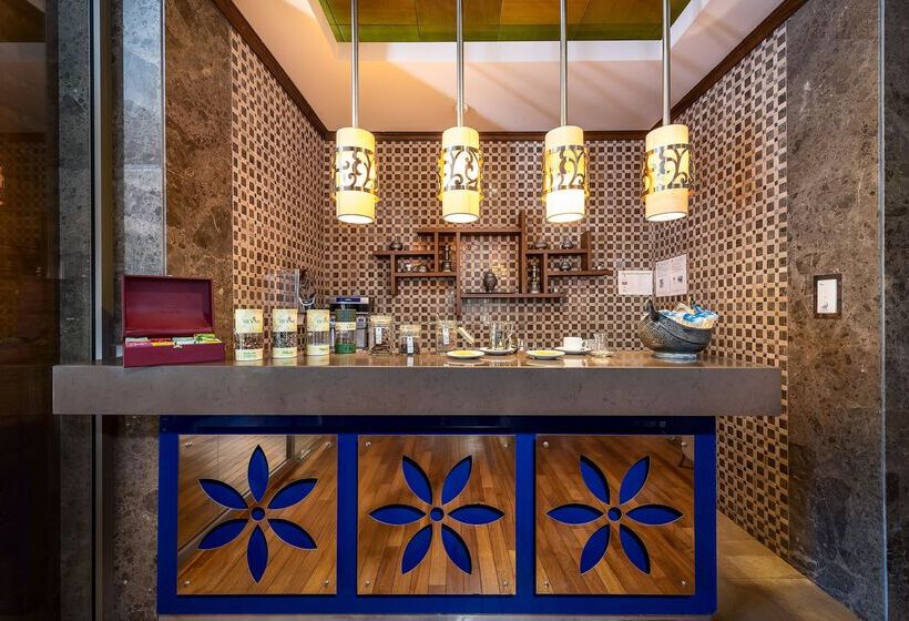 ホテル Cornelia Diamond Golf Resort & Spa