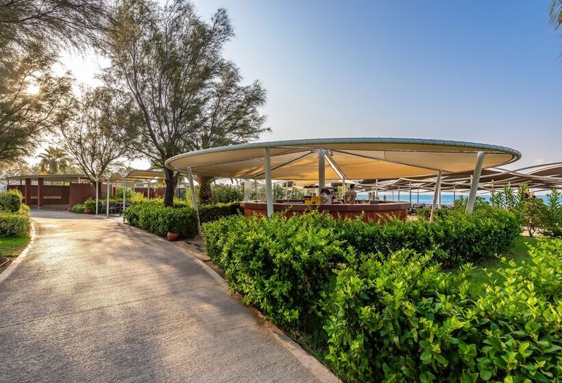 فندق Cornelia Diamond Golf Resort & Spa