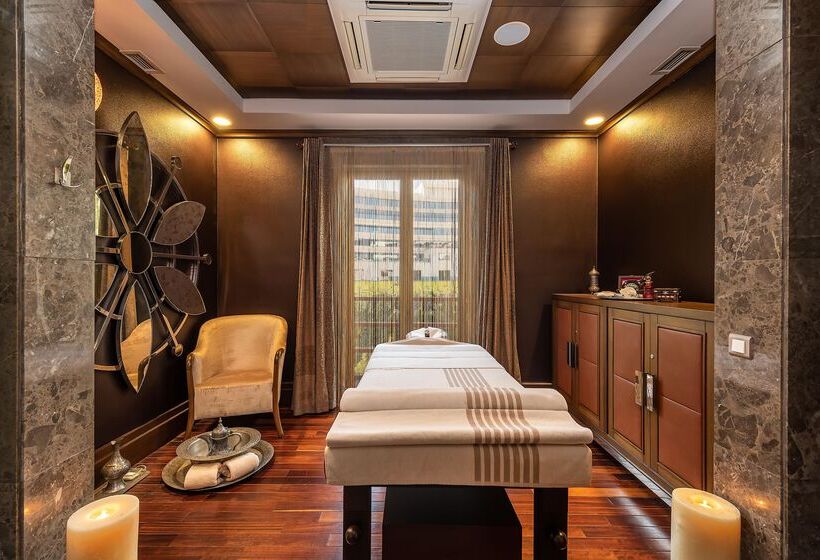 فندق Cornelia Diamond Golf Resort & Spa