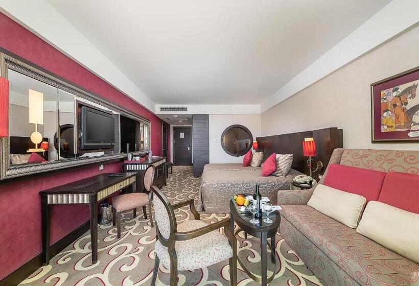 ホテル Cornelia Diamond Golf Resort & Spa