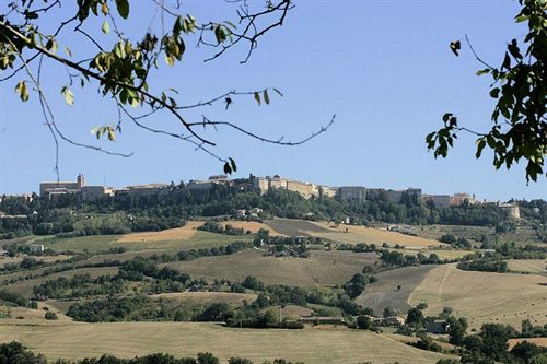 فندق Country House Le Calvie