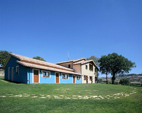 فندق Country House Le Calvie