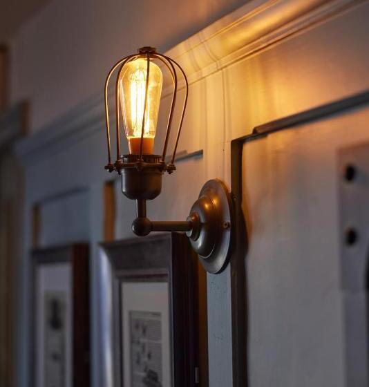 בית מלון כפרי Dog And Partridge By Greene King Inns