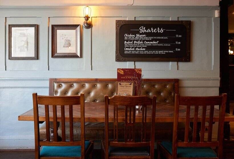 בית מלון כפרי Dog And Partridge By Greene King Inns