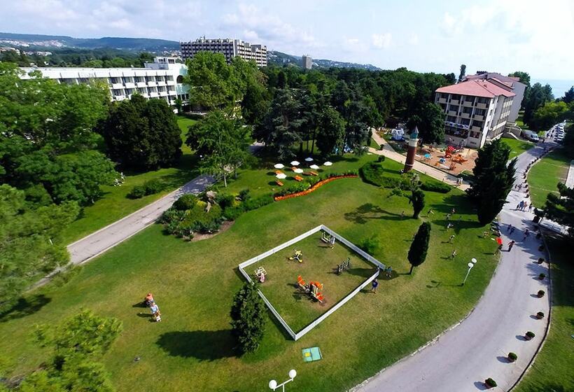 בית מלון כפרי Dolphin