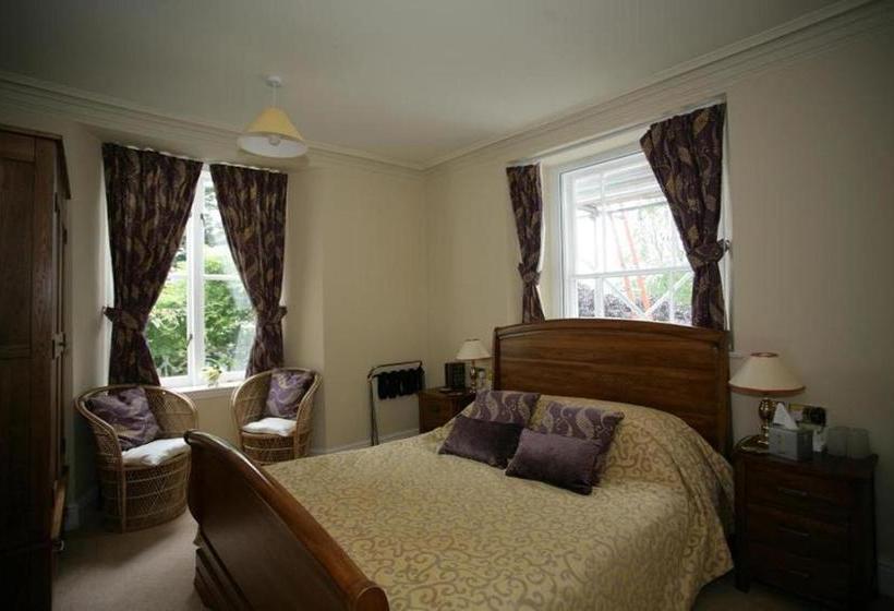 فندق Fairfield House