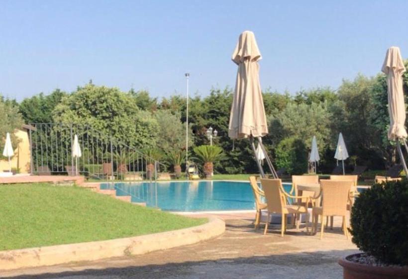 בית מלון כפרי Fattoria Il Borghetto