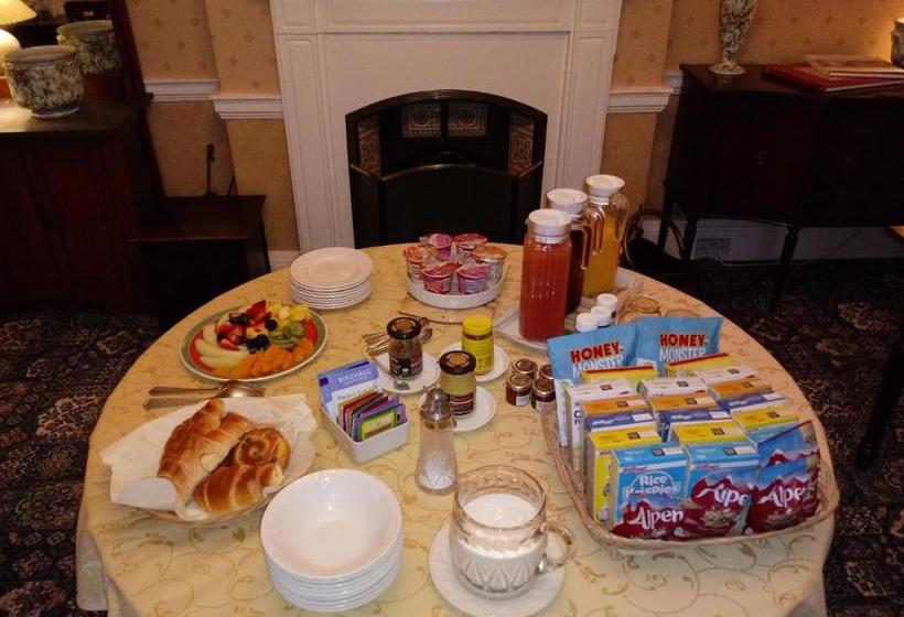 ホテル Fosbroke House