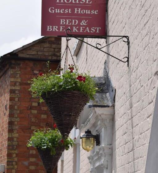 ホテル Fosbroke House