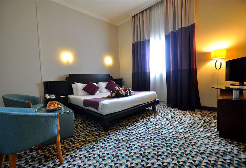 호텔 Golden Tulip Jeddah