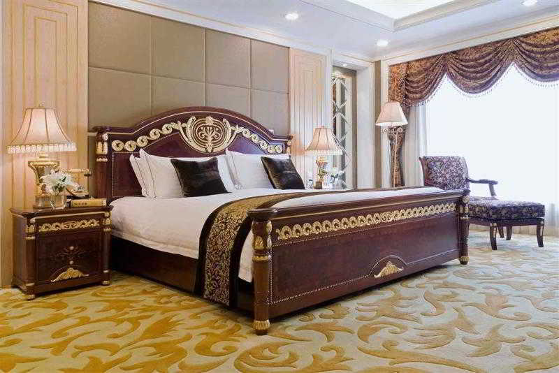 هتل Grand Cypress Teda Dalian