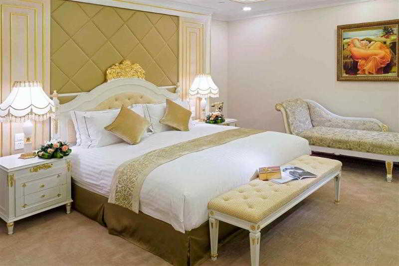 هتل Grand Cypress Teda Dalian