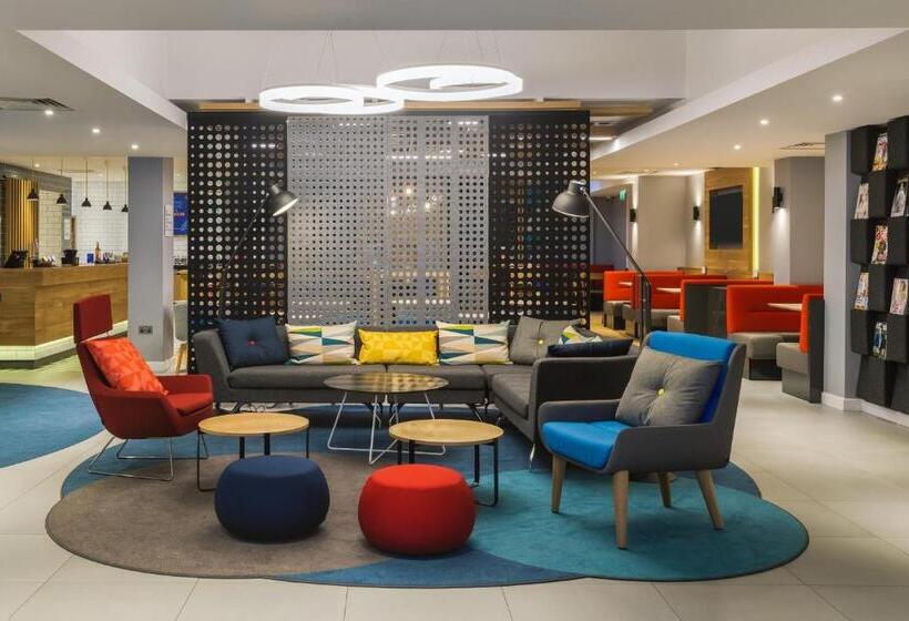 בית מלון כפרי Holiday Inn Express London   Watford Junction, An Ihg