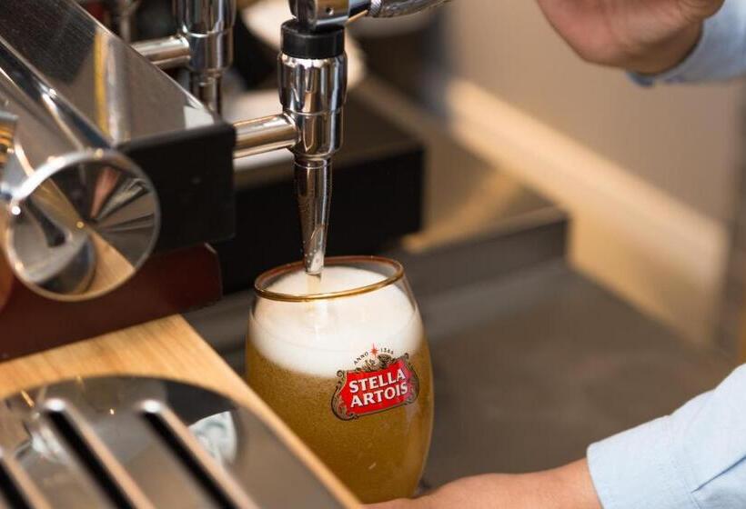 בית מלון כפרי Holiday Inn Express London   Watford Junction, An Ihg