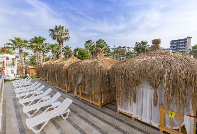 Отель Holiday Park Resort