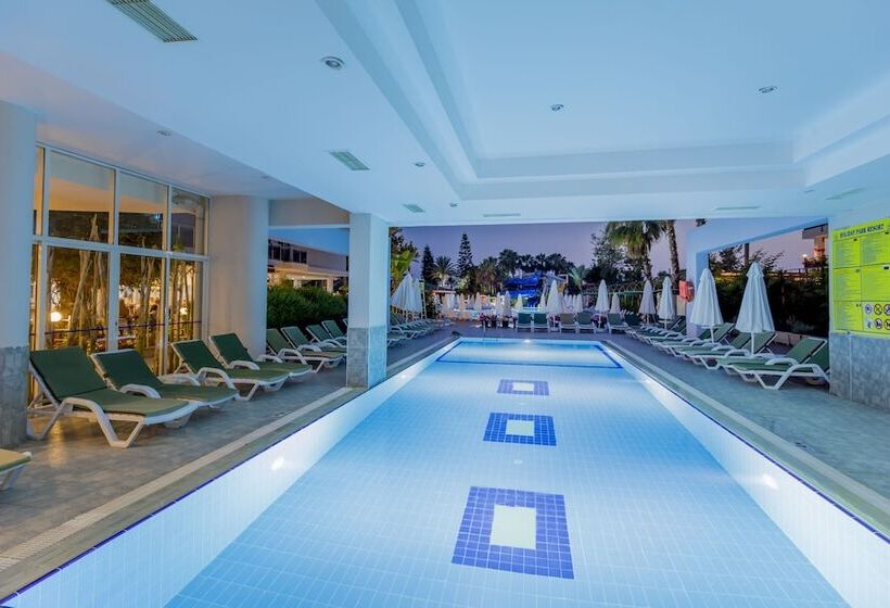 Отель Holiday Park Resort