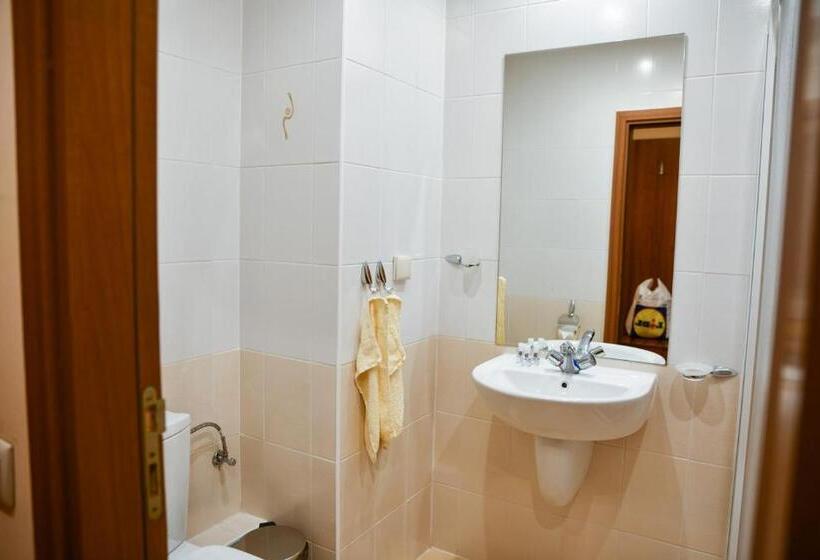 בית מלון כפרי Hq Apartments Villa Park